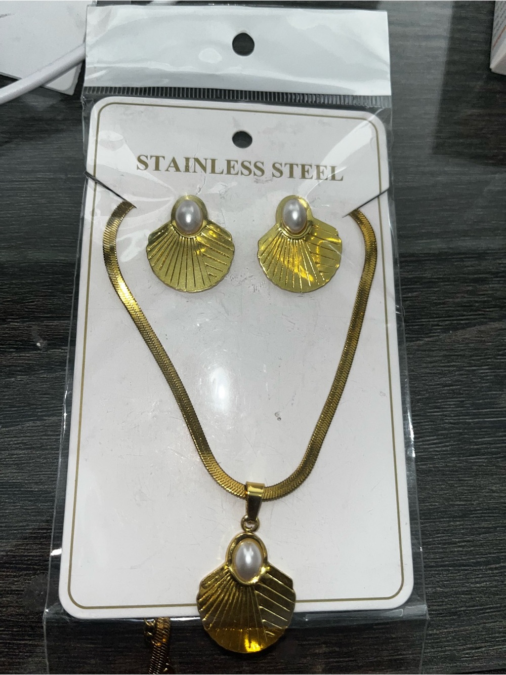 Gold Shell Pendant Necklace with Pearl Accent -